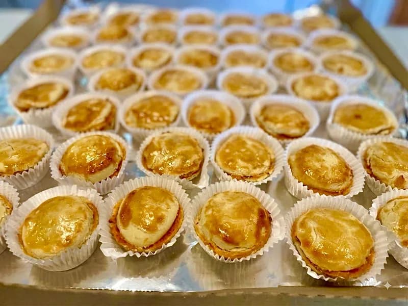 Small chicken pies in fluted pastry cases